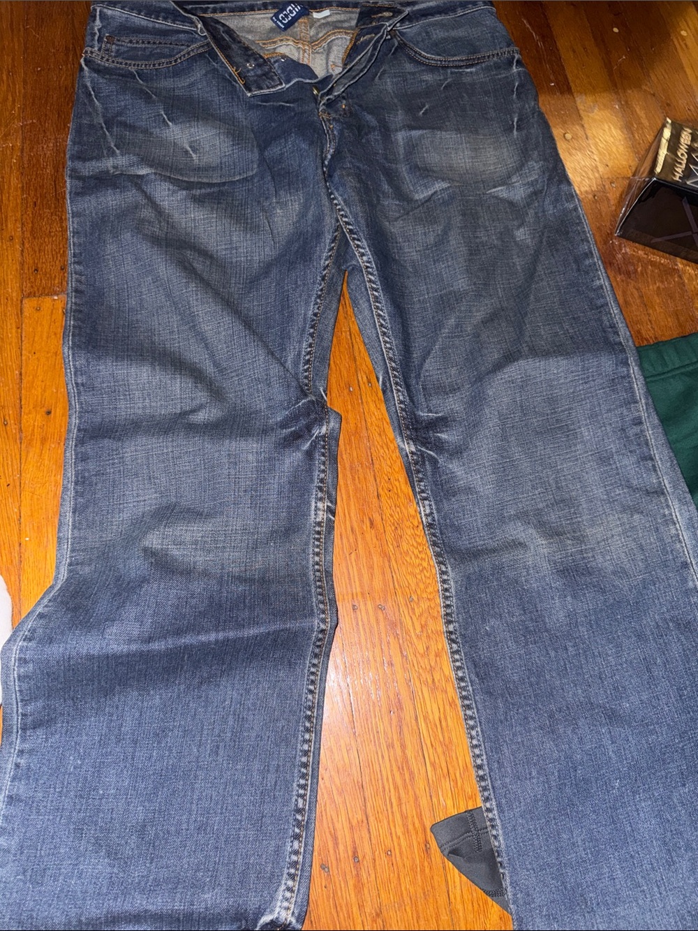 H&M Men’s Bootcut Jeans in Dark Blue Wash
